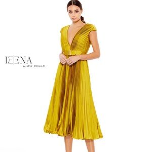 NWT $338 Mac Duggal Dress Chartreuse Pleated Dress #26483 size 10
